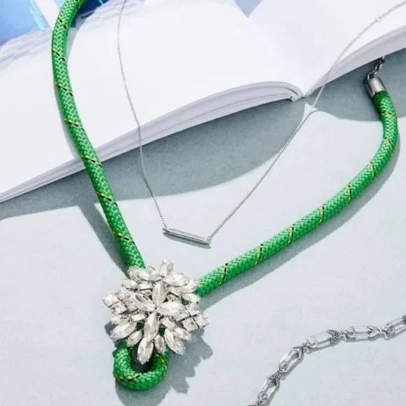 Stella & Dot | VividGreen Crystal LTD Edition ‘Know the Ropes’ Jeweled N… - Picture 7 of 8